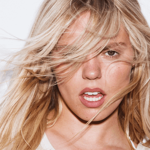 Reneé Rapp’s “BITE ME” album cover