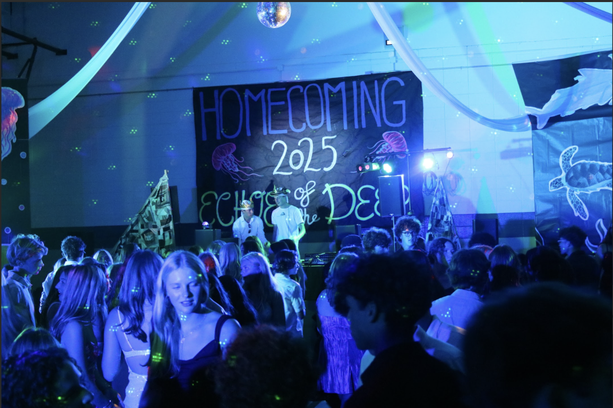 Morro Bay High School Homecoming Dance 2025 (Photo Credit: Emerson Jacquay)

