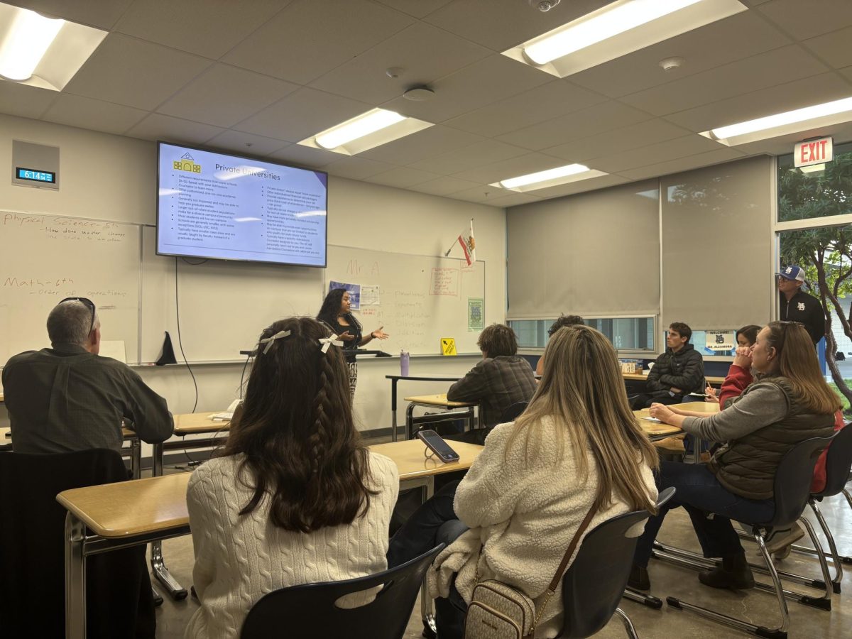 Berenice Lopez presenting on out-of-state colleges’ information 